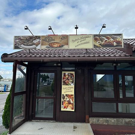Restaurant Motel Dolorean Săcele Exterior foto